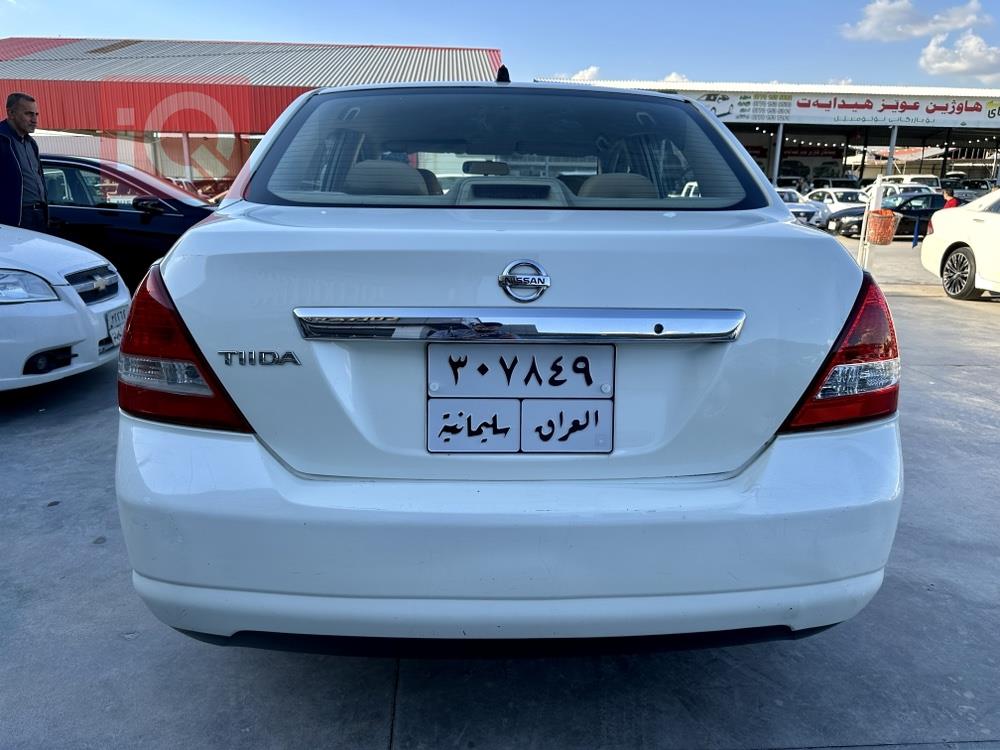 Nissan Tiida